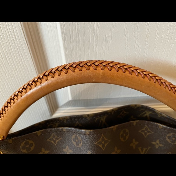 Louis Vuitton Artsy MM bag - Picture 3 of 12